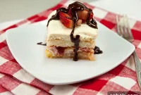 Strawberry Tiramisu Recipe: Creamy Layered Dessert with Fresh Berries