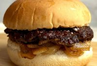 Copycat A&W Buddy Burger Recipe — Make the Famous Classic at Home