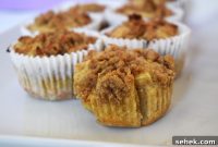 Fluffy Apple Cinnamon Muffins with Streusel Topping