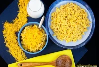 Creamy Stovetop Cheddar Macaroni and Cheese Recipe