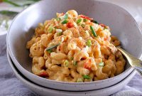 Creamy Cauliflower Mac and Cheese Bake for Comforting Meals