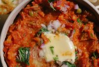Authentic Mumbai Pav Bhaji Recipe: Flavorful Street-Style Masala