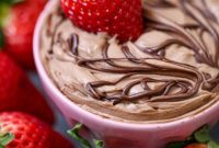 3-Ingredient Low-Calorie Nutella Dessert Dip
