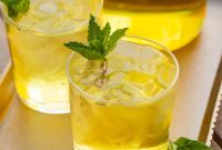 How to Make Refreshing Cold Brew Green Tea at Home