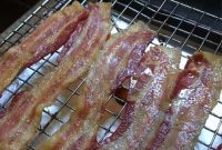 Oven-Baked Bacon on a Rack: Perfect Crispy Strips Every Time