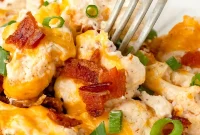 Creamy Loaded Cauliflower Casserole with Bacon and Cheddar