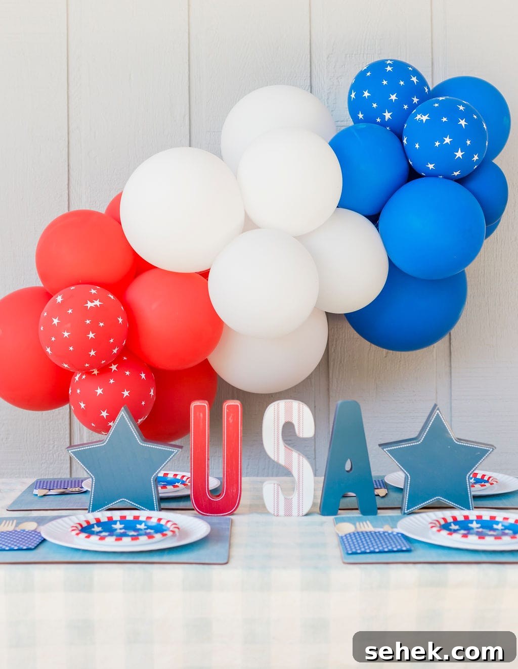 Fourth of July Party Ideas: Festive Food, Decor & Fireworks Tips 2 img 108313 1