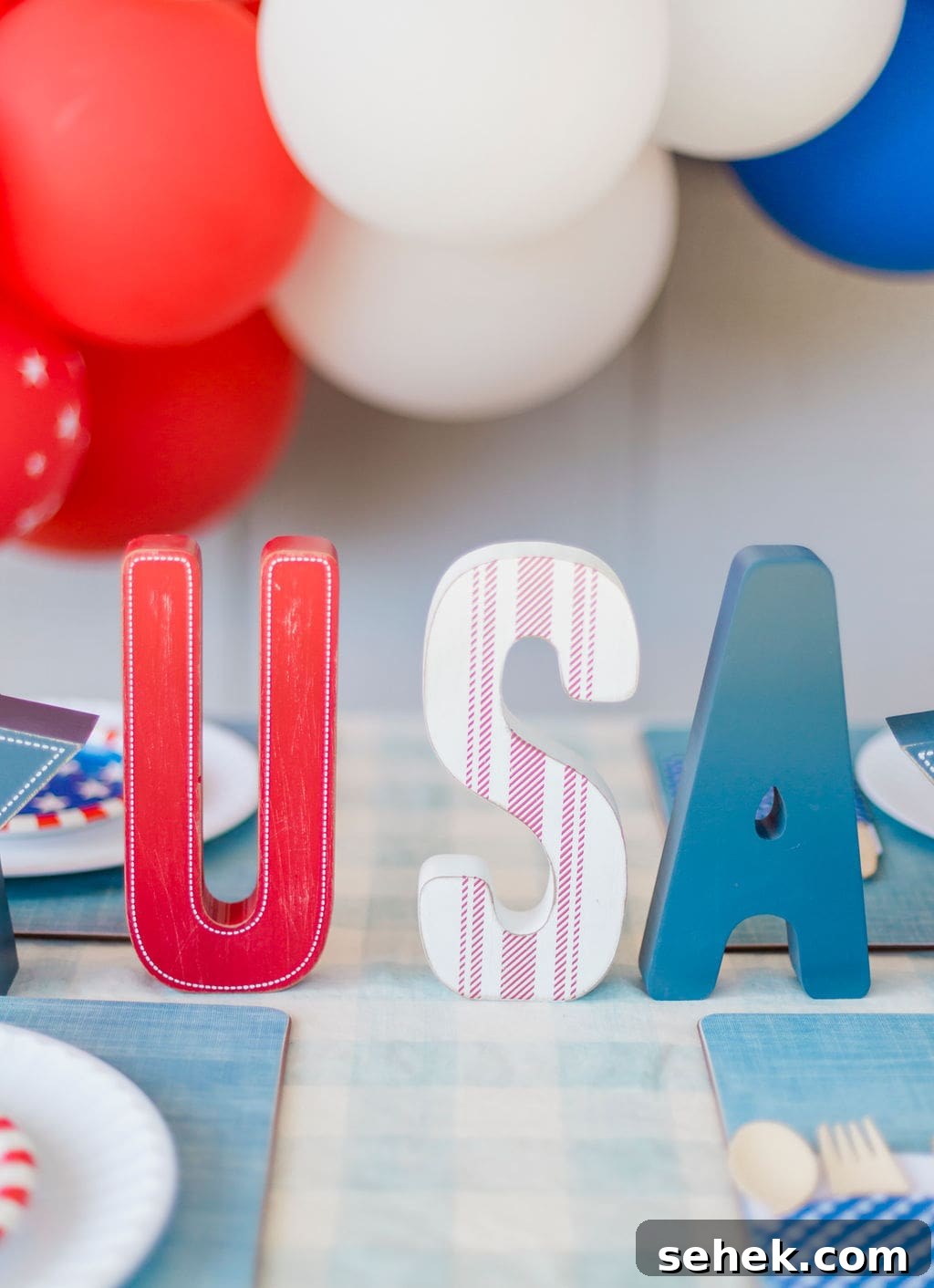 Fourth of July Party Ideas: Festive Food, Decor & Fireworks Tips 7 img 108313 6
