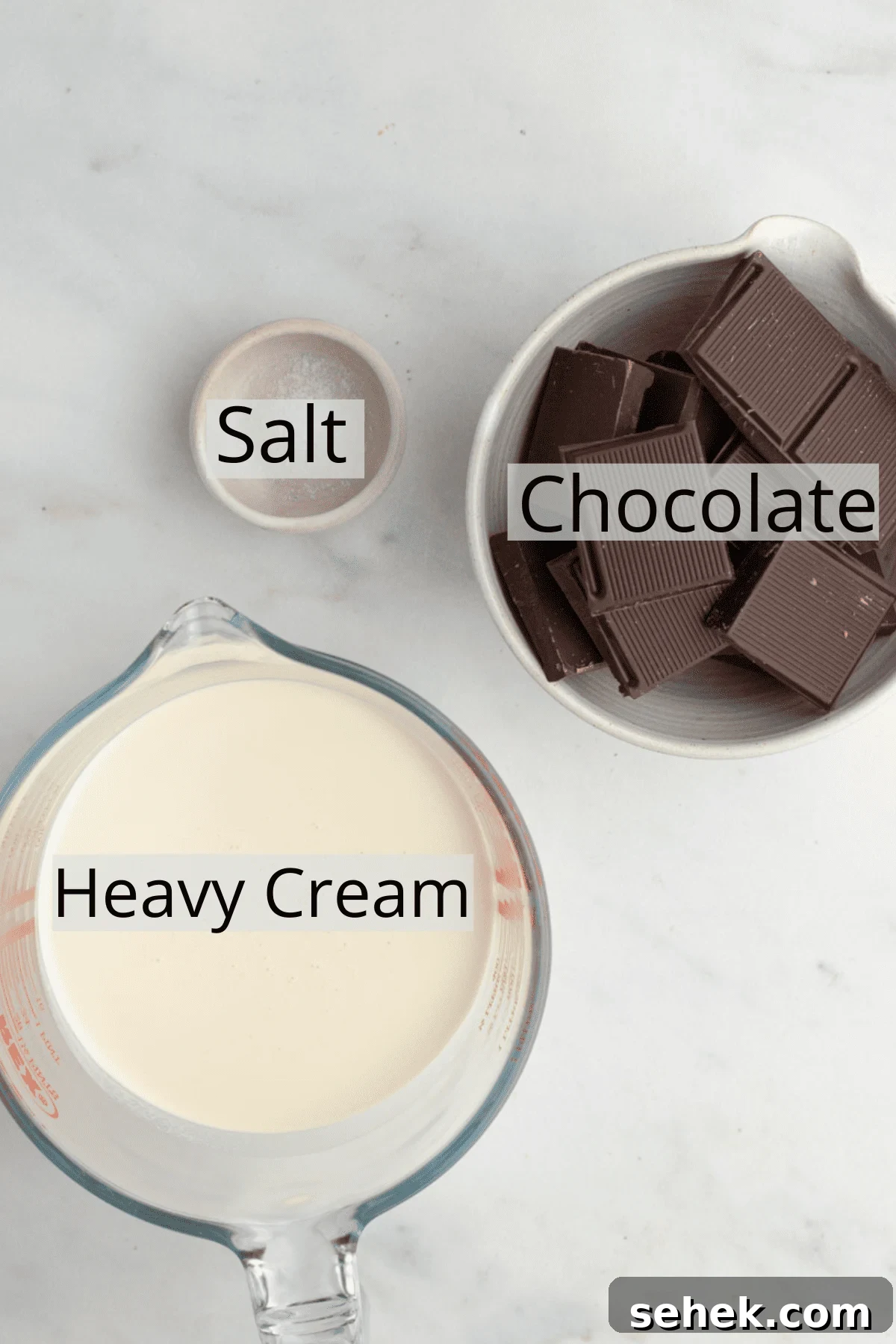 Whipped Chocolate Ganache Frosting Recipe for Cakes 3 img 11983 2
