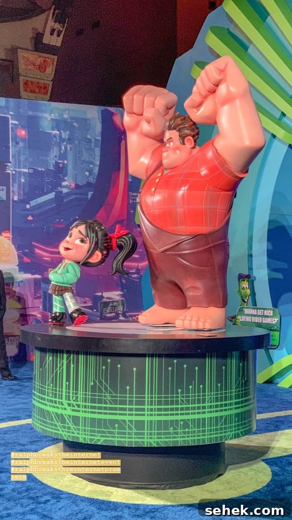 Ralph Breaks the Internet Premiere: Blue Carpet Highlights 5 Ralph Breaks The Internet Premiere | Blue Carpet Fun