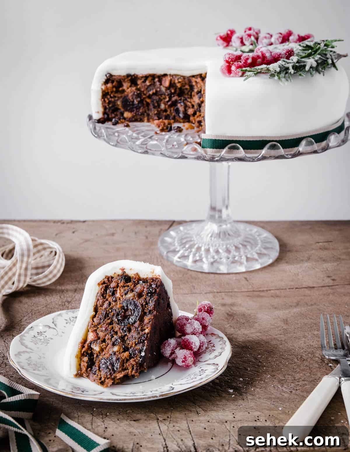 Traditional Gluten-Free Christmas Fruitcake: Rich Dark Recipe 2 img 15067 1