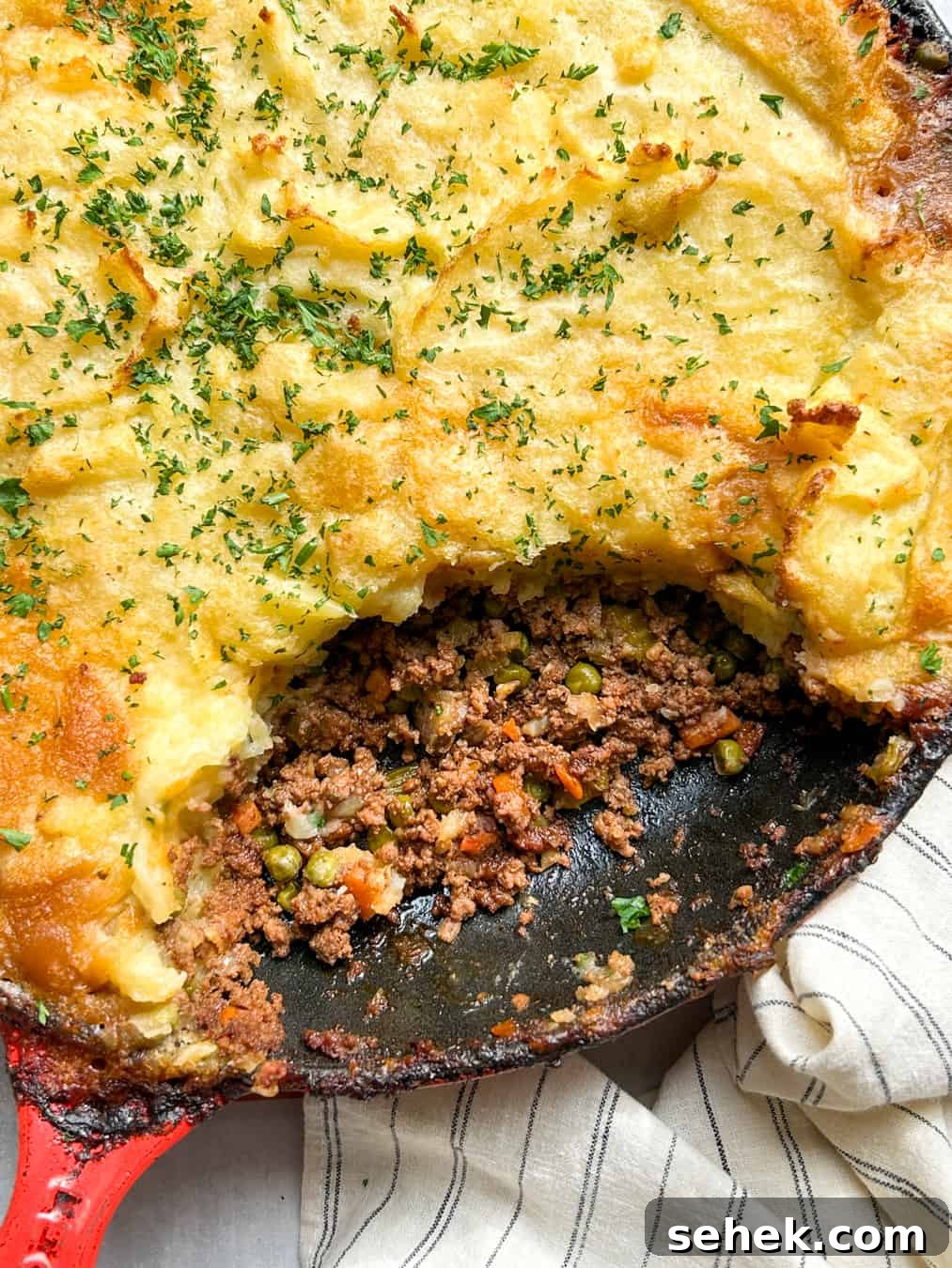Whole30 Cottage Pie Recipe: Hearty, Flavorful One-Dish Meal 4 rich and savoury cottage pie