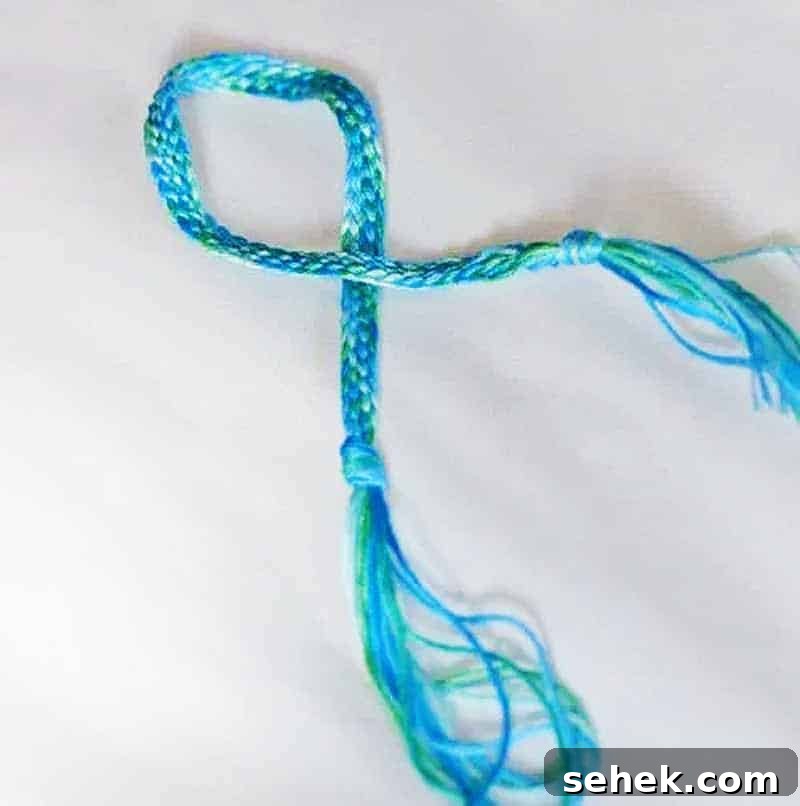 Make Colorful Friendship Bracelets: Step-by-Step Guide for Beginners 2 how to make friendship bracelets