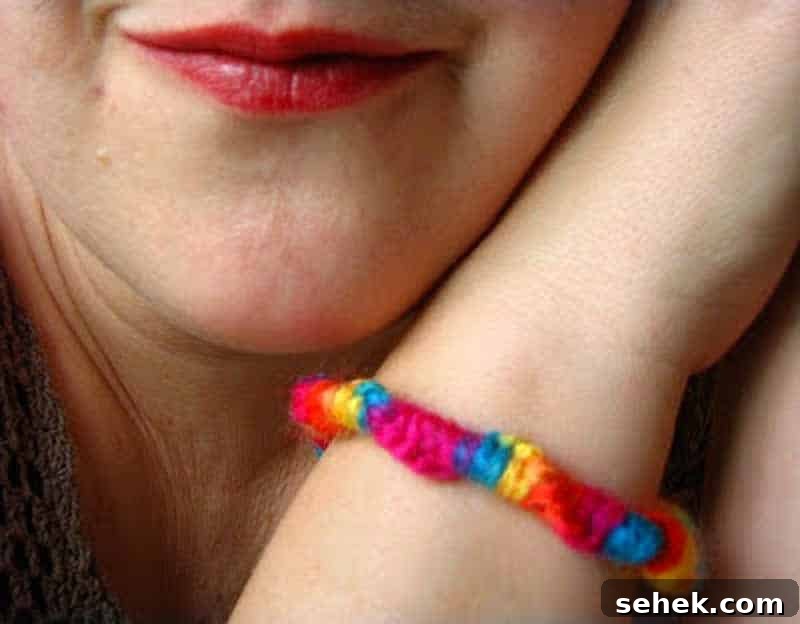 Make Colorful Friendship Bracelets: Step-by-Step Guide for Beginners 4 yarn friendship bracelet