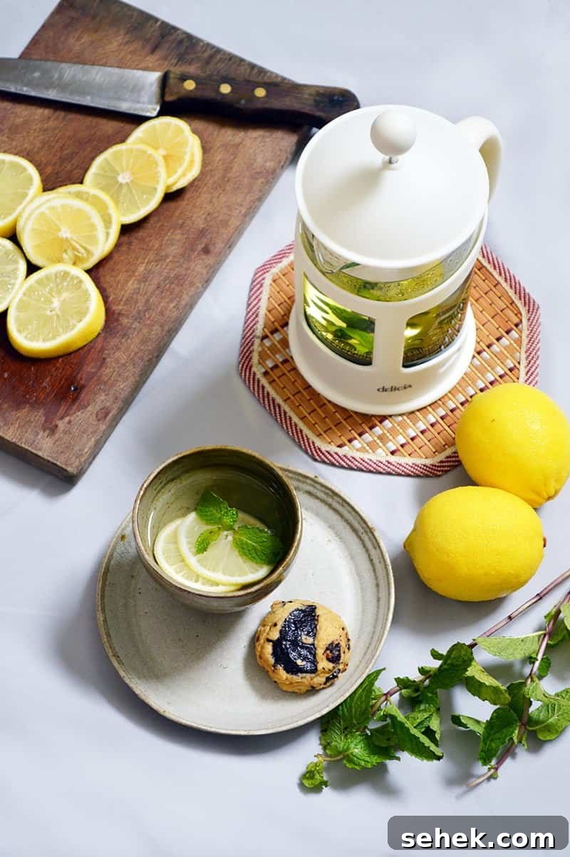 Refreshing Lemon Mint Tea Recipe 3 lemon mint tea 1