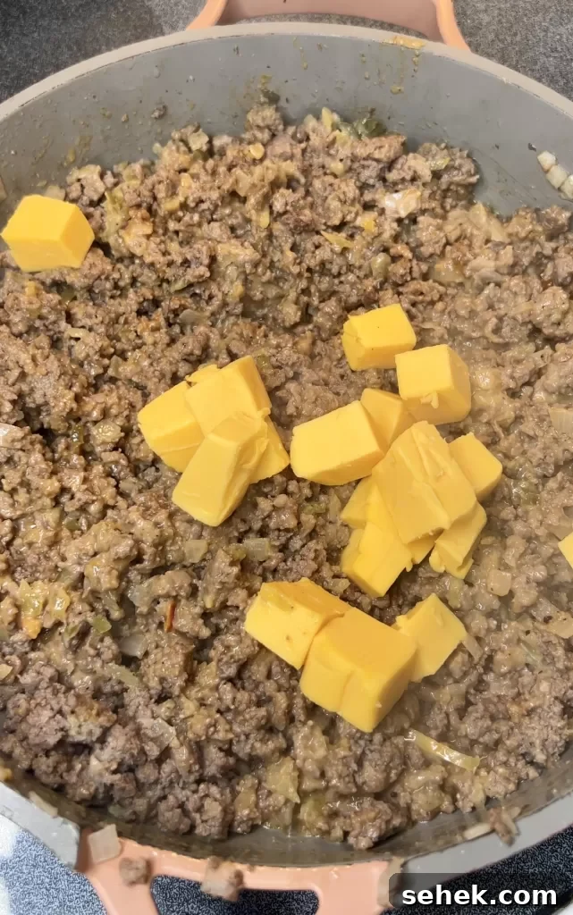 Big Mac Tater Tot Casserole Recipe: Cheeseburger Tater Bake 8 img 4275 7