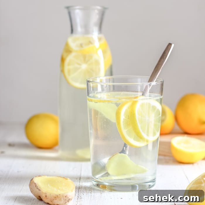Body Cleansing Lemon Ginger Water | happyfoodstube.com