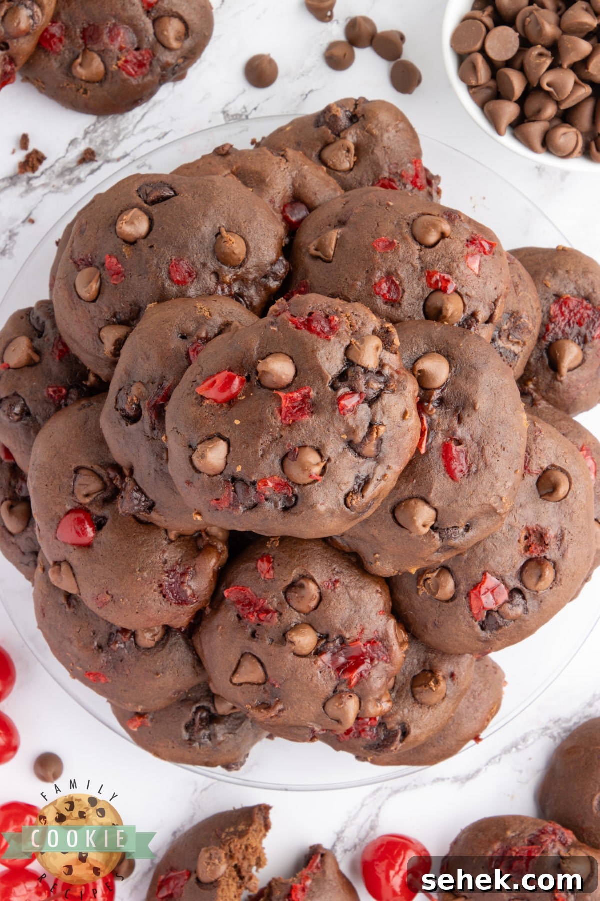 Double Chocolate Banana Split Cookies Recipe for Chocolate Lovers 15 Double Chocolate Banana Split Cookies are made completely from scratch with bananas, chocolate chips, and maraschino cherries. These chewy chocolate cookies taste just like a banana split - especially if you add a scoop of vanilla ice cream!