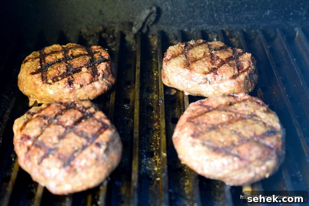 Blue Bison Burgers: Juicy Gourmet Bison Burger Recipe 8 Grill Grates