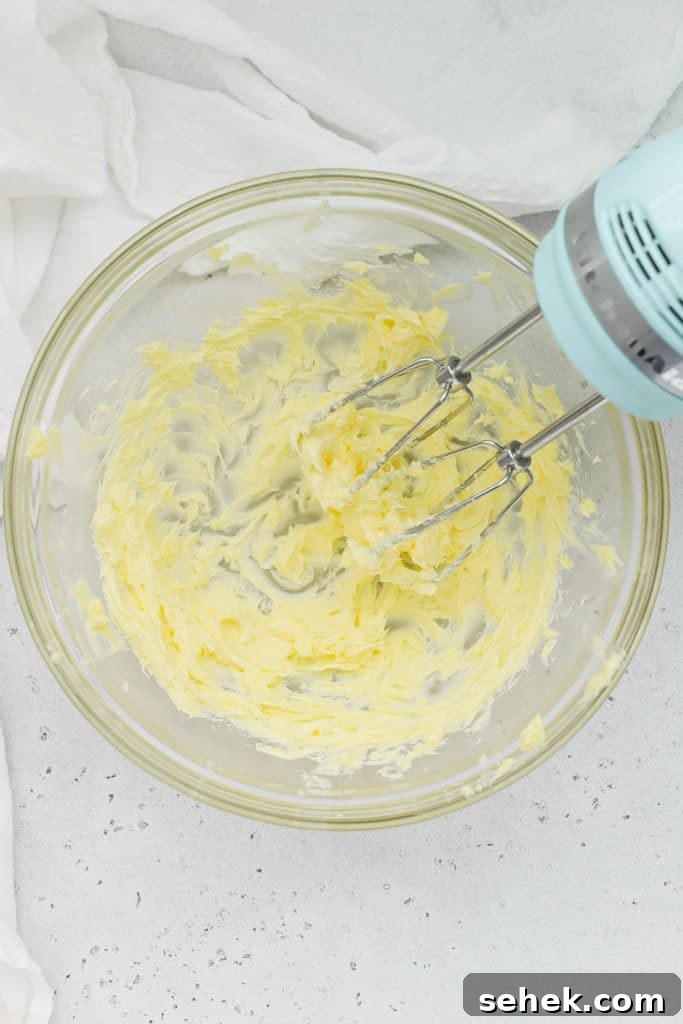 Whipped Honey Butter with Cinnamon — Fluffy Spread Recipe 5 Beating butter to make cinnamon honey butter