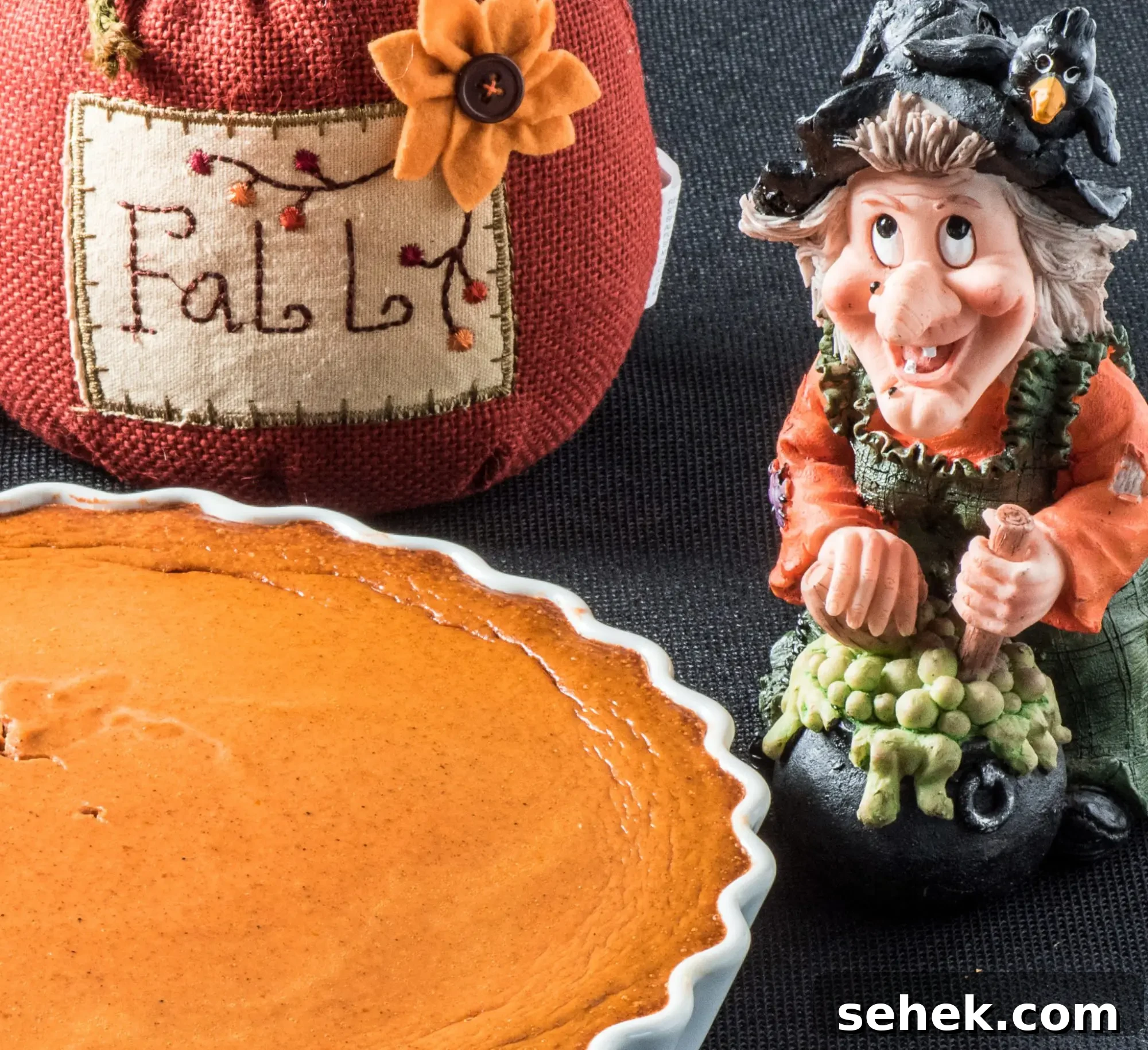 Low-Carb Crustless Pumpkin Pie Recipe for Keto and Paleo Diets 9 Pumpkin Pie with Decoration