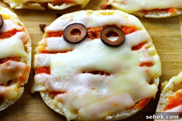 Image for Mummy Mini Pizzas for Halloween