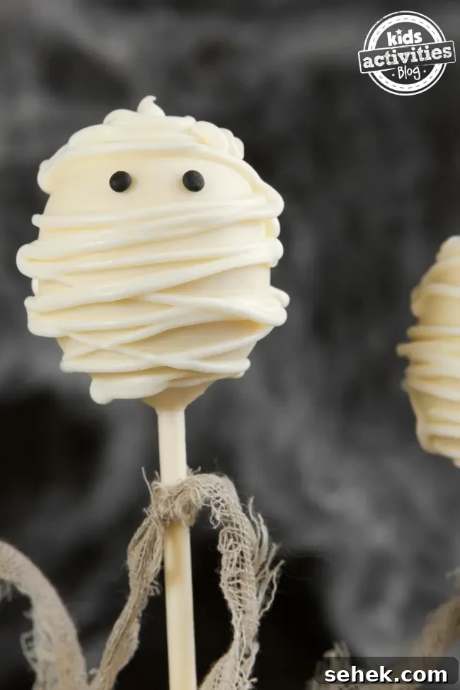 Image for Easy No-Bake Bats & Mummies