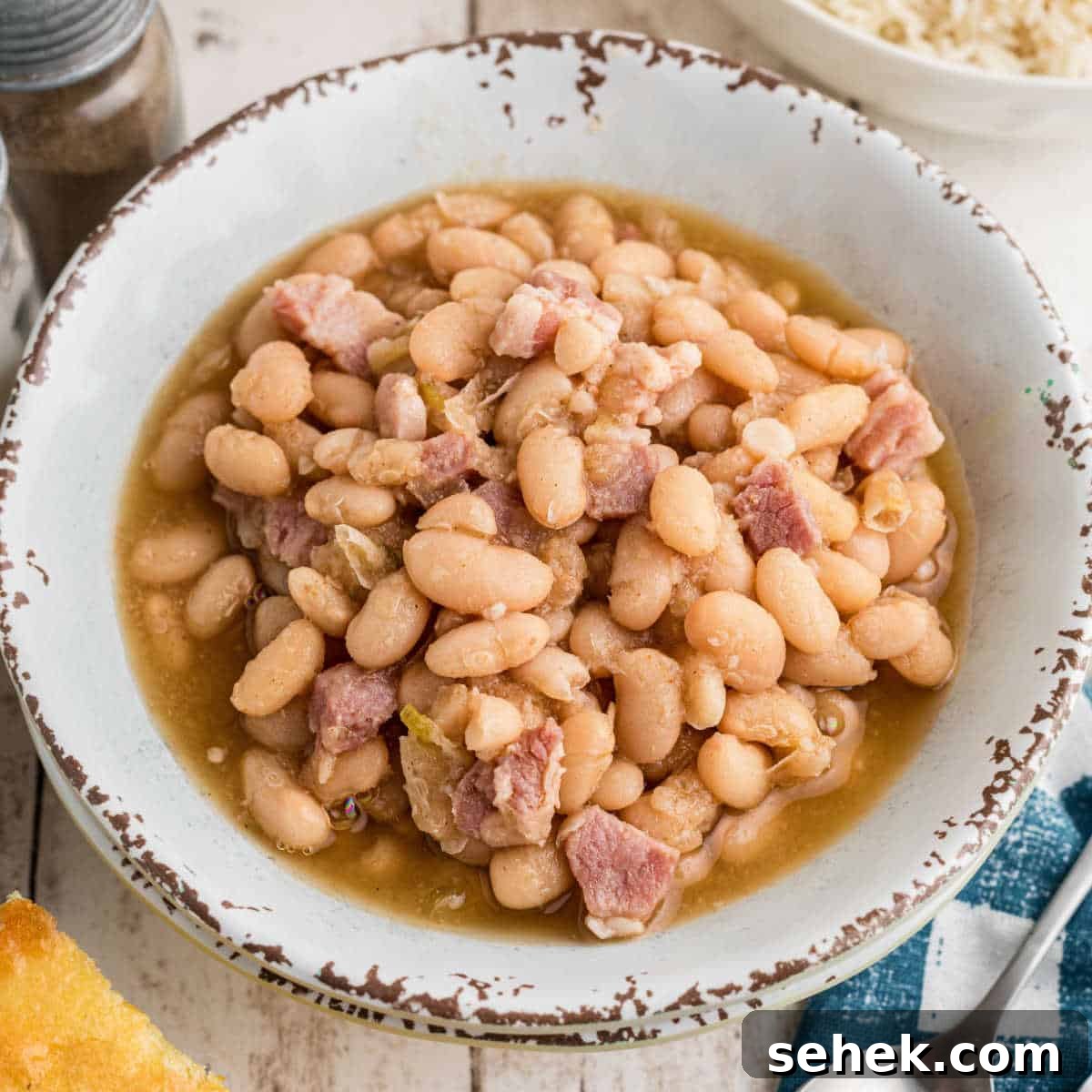 28 Delicious Sides to Serve with Jambalaya 4 Bowl of southern great northern beans.