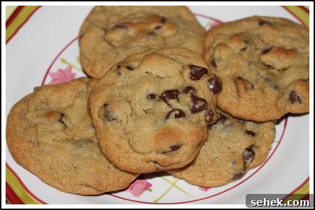 Big-Batch Chocolate Chip Cookies with Molasses 2 Large Batch Chocolate Chip Cookies with Molasses.