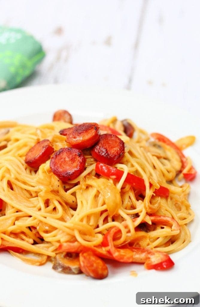 Creamy Chorizo Pasta - Quick Weeknight Dinner 4 Spaghetti topped with crispy pieces of chorizo in a creamy sauce