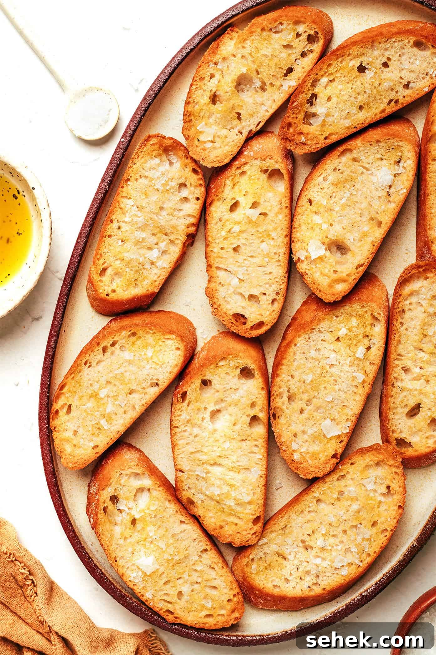 Crostini: Crispy Italian Toasts with Savory Toppings 6 Variety of crostini toppings